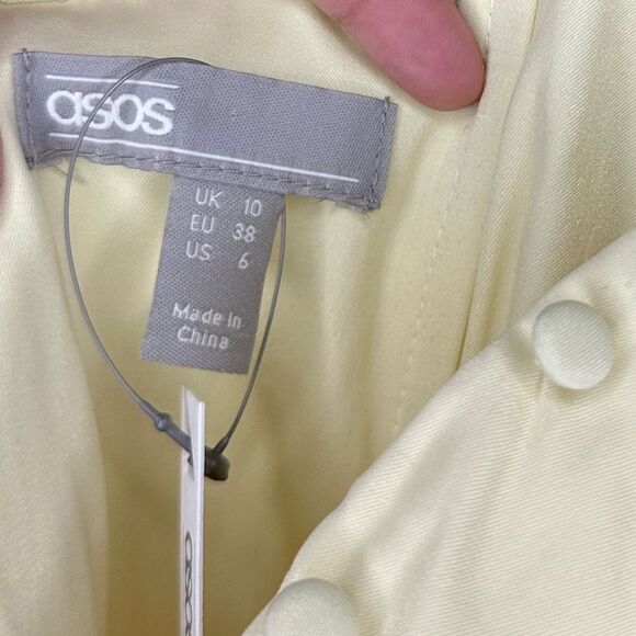 ASOS DESIGN off shoulder twist with button detail Yellow Mini Dress Size 6 - Picture 5 of 5